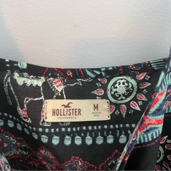 Hollister Tribal Elephant Print Tank Top Women's Size Medium Sleeveless Black - Picture 4 of 6